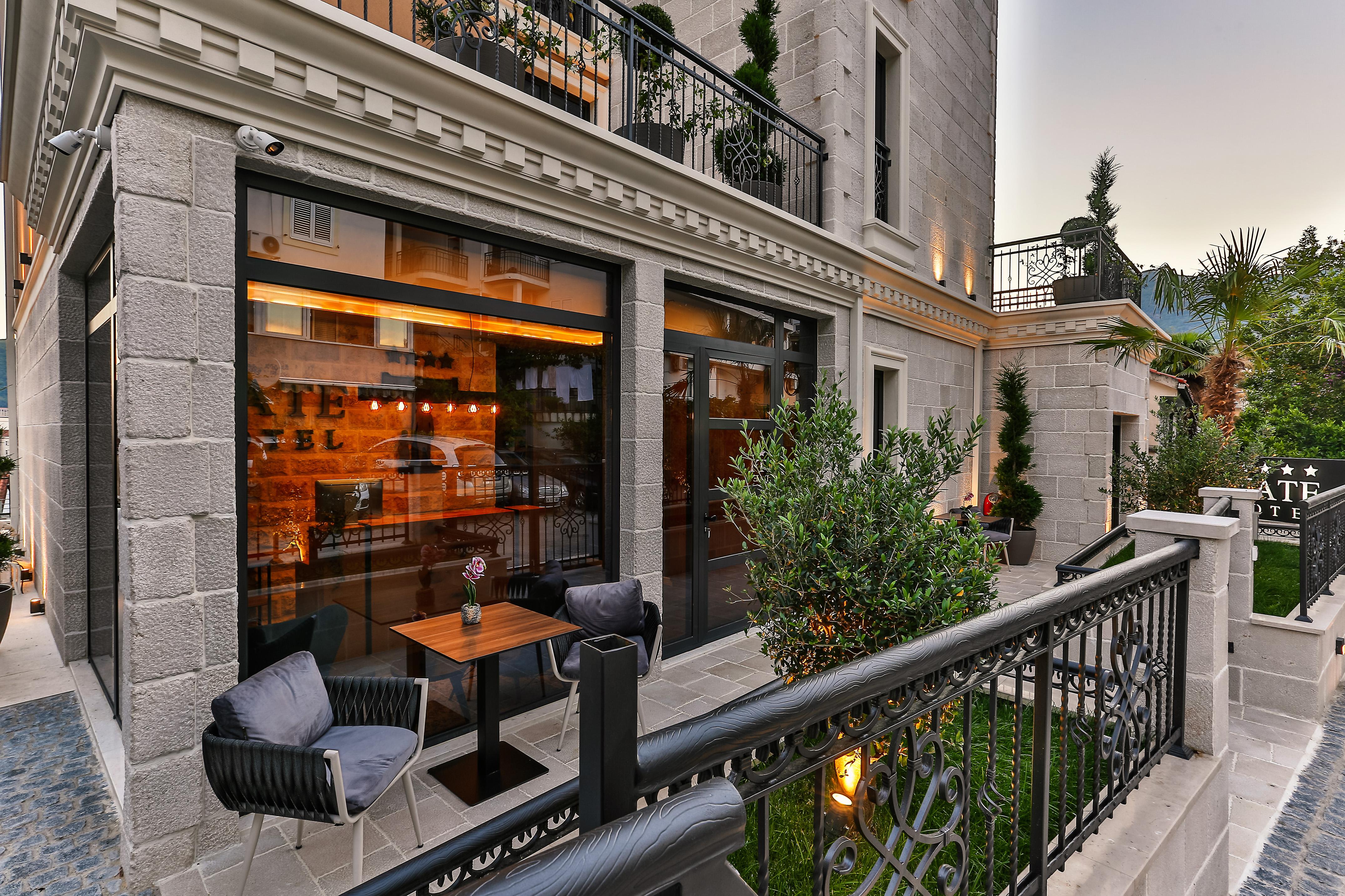 Boutique Hotel Tate By Aycon Budva Exteriör bild
